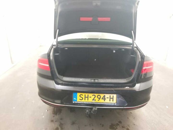 Photo 25 VIN: WVWZZZ3CZJE173647 - VOLKSWAGEN PASSAT 