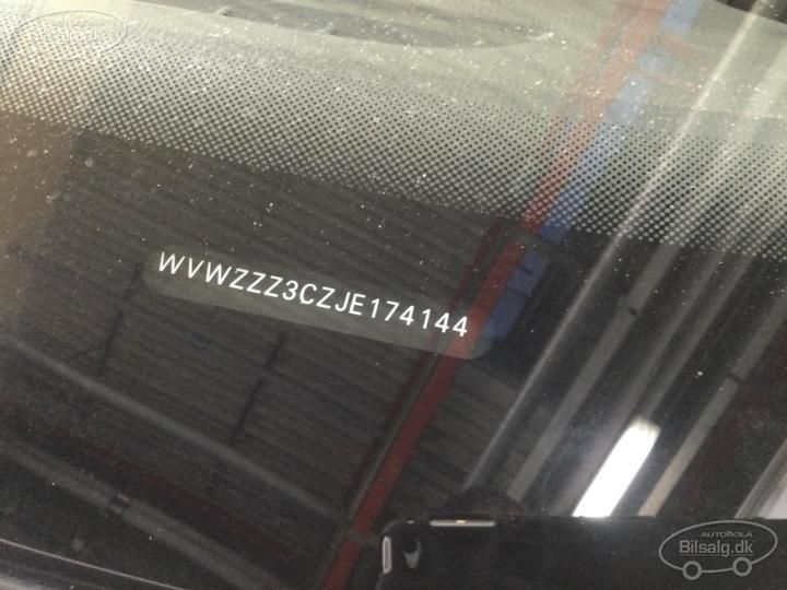 Photo 2 VIN: WVWZZZ3CZJE174144 - VOLKSWAGEN PASSAT 