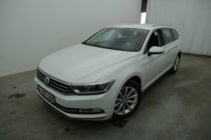 Photo 1 VIN: WVWZZZ3CZJE174370 - VOLKSWAGEN PASSAT 