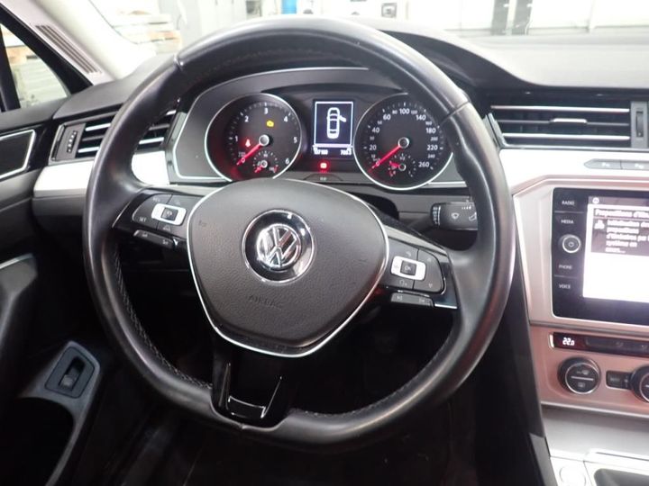 Photo 9 VIN: WVWZZZ3CZJE176427 - VOLKSWAGEN PASSAT 