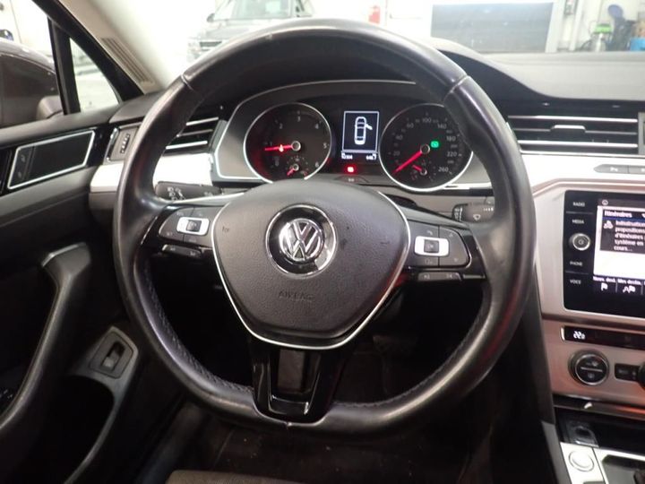 Photo 9 VIN: WVWZZZ3CZJE178610 - VOLKSWAGEN PASSAT 