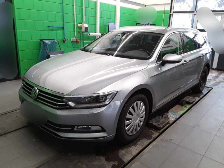 Photo 2 VIN: WVWZZZ3CZJE178820 - VOLKSWAGEN PASSAT 2.0 TDI 