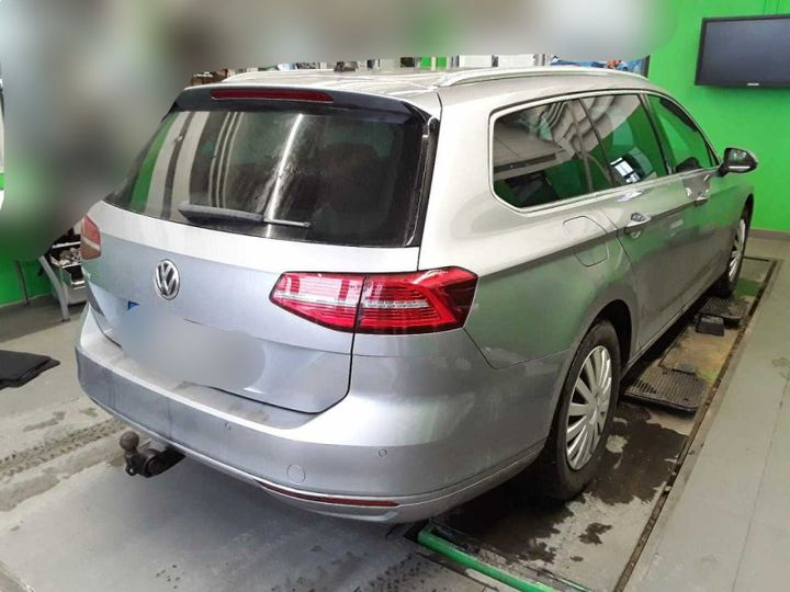 Photo 3 VIN: WVWZZZ3CZJE178820 - VOLKSWAGEN PASSAT 2.0 TDI 