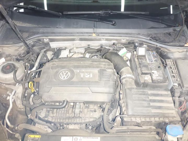 Photo 15 VIN: WVWZZZ3CZJE180473 - VOLKSWAGEN PASSAT 