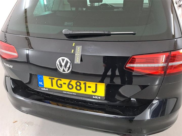 Photo 21 VIN: WVWZZZ3CZJE182533 - VOLKSWAGEN PASSAT 