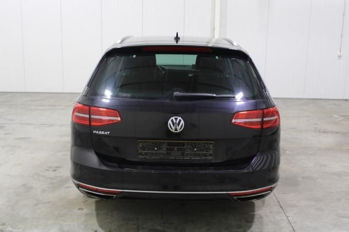 Photo 5 VIN: WVWZZZ3CZJE182718 - VOLKSWAGEN PASSAT 