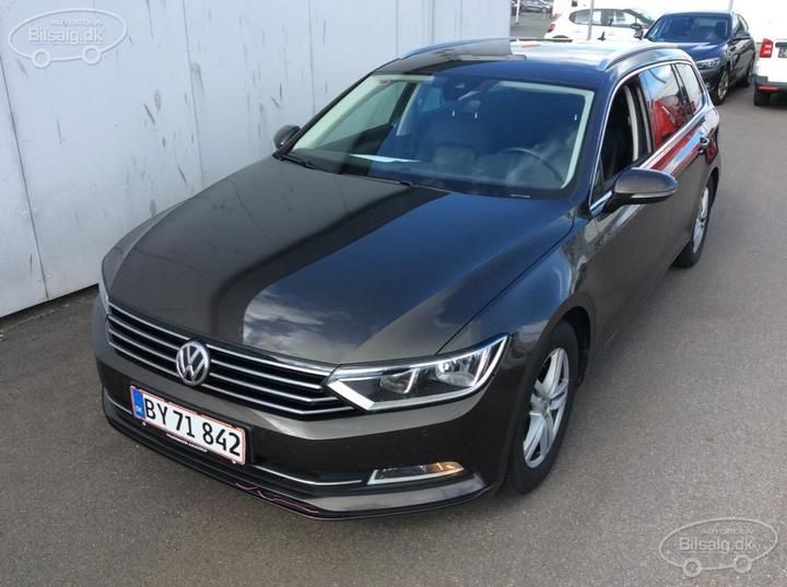 Photo 1 VIN: WVWZZZ3CZJE183458 - VOLKSWAGEN PASSAT 