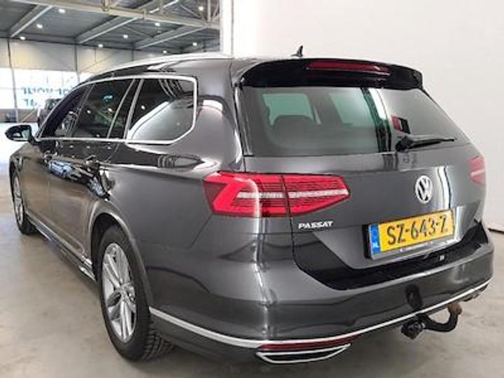 Photo 2 VIN: WVWZZZ3CZJE183639 - VOLKSWAGEN PASSAT 