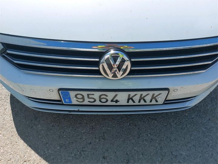 Photo 12 VIN: WVWZZZ3CZJE183864 - VOLKSWAGEN PASSAT 