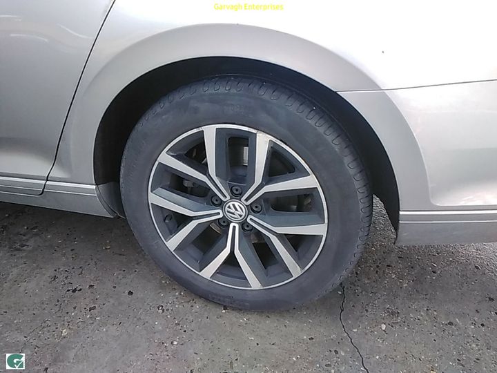 Photo 11 VIN: WVWZZZ3CZJE184212 - VOLKSWAGEN PASSAT 