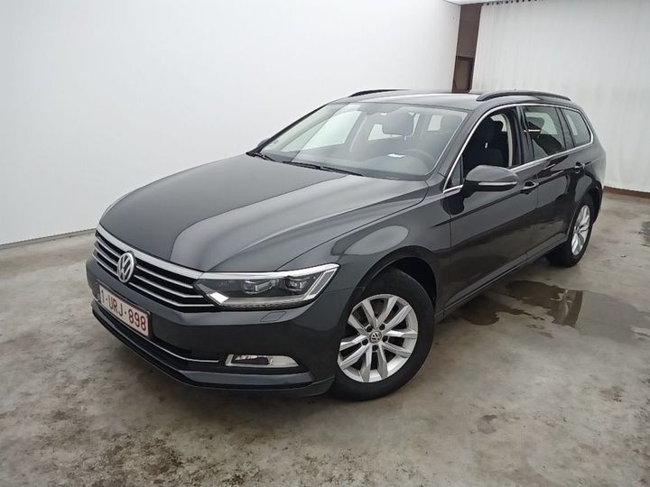 Photo 1 VIN: WVWZZZ3CZJE184636 - VOLKSWAGEN PASSAT 