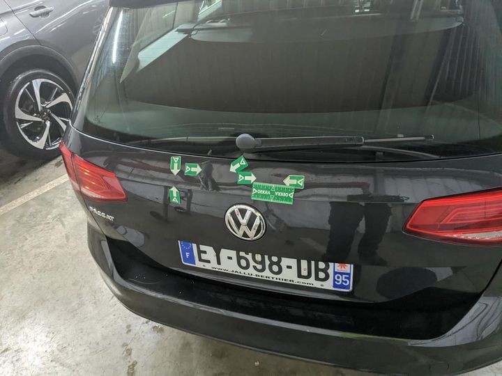 Photo 29 VIN: WVWZZZ3CZJE185582 - VOLKSWAGEN PASSAT 