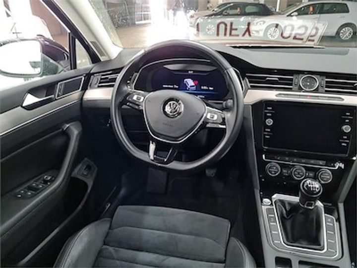 Photo 8 VIN: WVWZZZ3CZJE187602 - VOLKSWAGEN PASSAT 