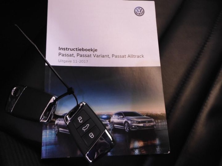 Photo 15 VIN: WVWZZZ3CZJE189022 - VOLKSWAGEN PASSAT 