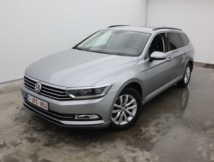 Photo 1 VIN: WVWZZZ3CZJE193891 - VOLKSWAGEN PASSAT 