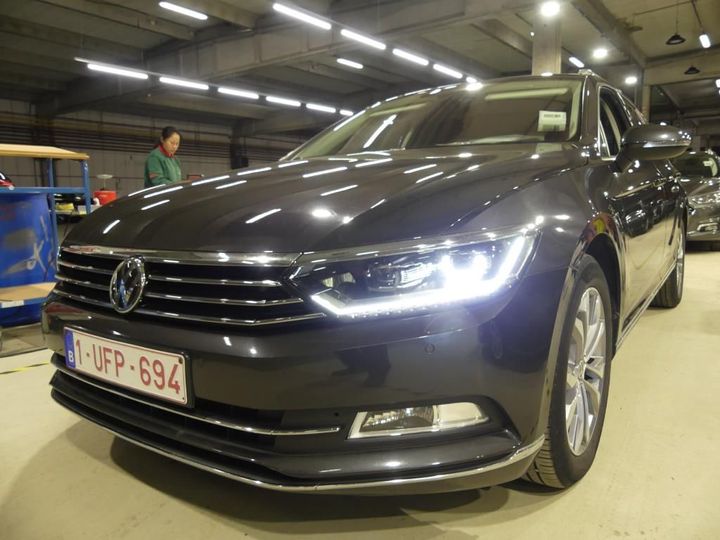 Photo 1 VIN: WVWZZZ3CZJE201758 - VOLKSWAGEN PASSAT 