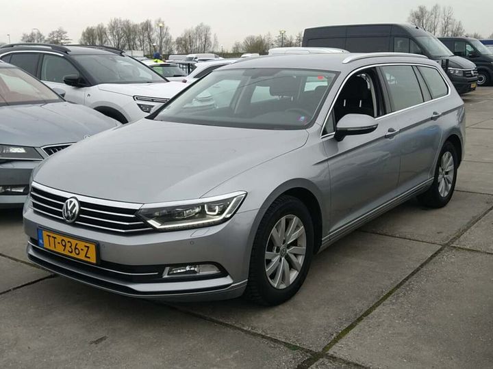 Photo 1 VIN: WVWZZZ3CZJE202713 - VOLKSWAGEN PASSAT 