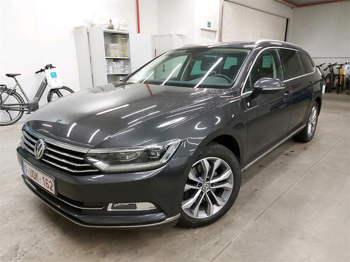 Photo 1 VIN: WVWZZZ3CZJE205057 - VOLKSWAGEN PASSAT 