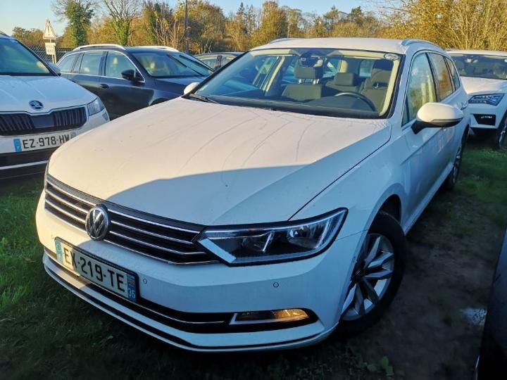 Photo 1 VIN: WVWZZZ3CZJE205903 - VOLKSWAGEN PASSAT 