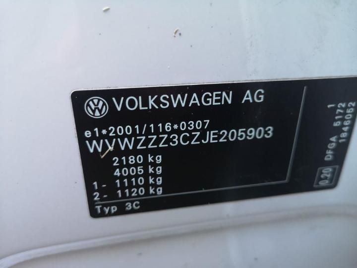 Photo 4 VIN: WVWZZZ3CZJE205903 - VOLKSWAGEN PASSAT 