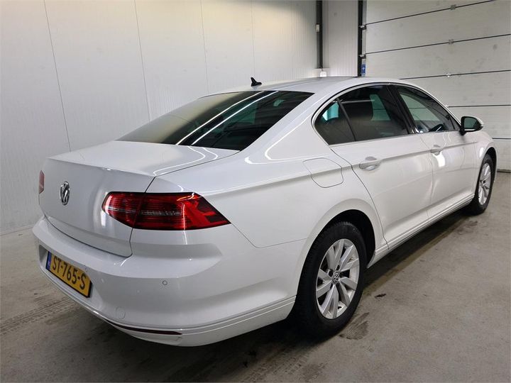 Photo 4 VIN: WVWZZZ3CZJE207338 - VOLKSWAGEN PASSAT 