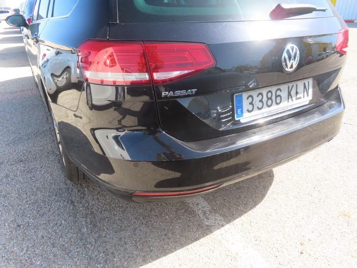 Photo 37 VIN: WVWZZZ3CZJE212529 - VOLKSWAGEN PASSAT 