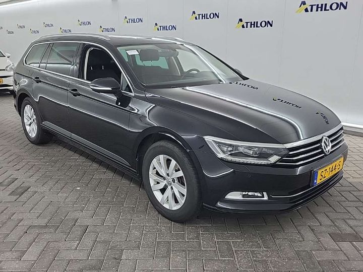 Photo 1 VIN: WVWZZZ3CZJE212646 - VOLKSWAGEN PASSAT 