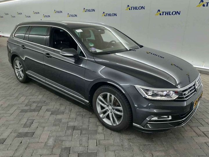 Photo 2 VIN: WVWZZZ3CZJE212761 - VOLKSWAGEN PASSAT 