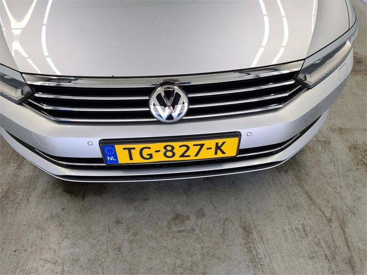 Photo 11 VIN: WVWZZZ3CZJE212988 - VOLKSWAGEN PASSAT 