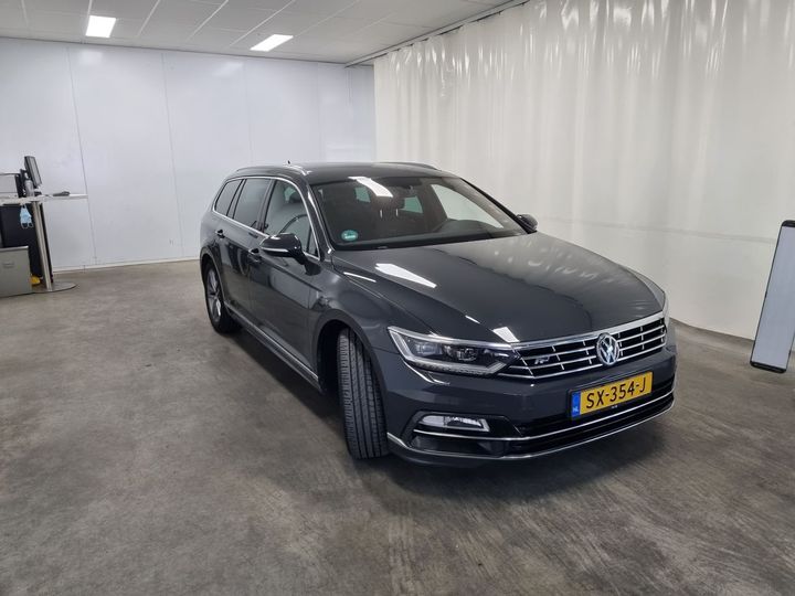 Photo 4 VIN: WVWZZZ3CZJE213188 - VOLKSWAGEN PASSAT 