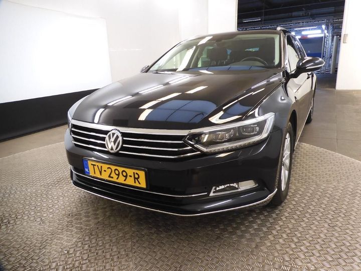 Photo 1 VIN: WVWZZZ3CZJE215230 - VOLKSWAGEN PASSAT 