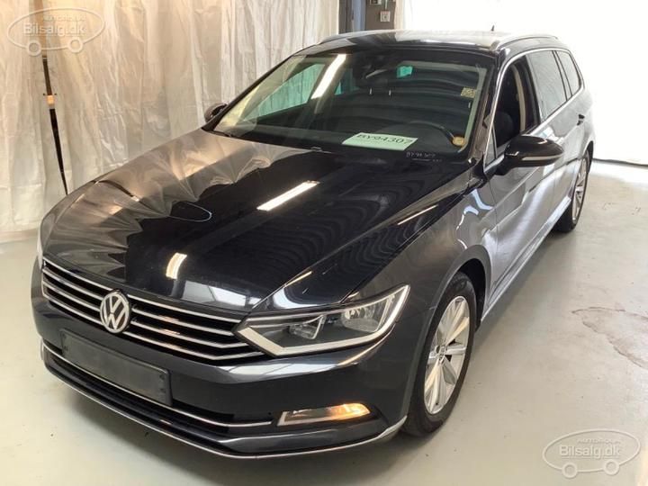 Photo 1 VIN: WVWZZZ3CZJE215253 - VOLKSWAGEN PASSAT 