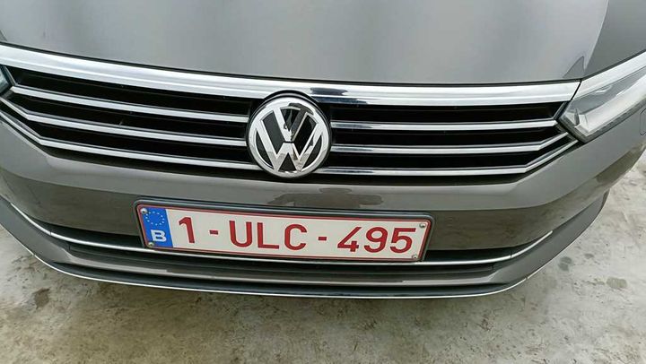 Photo 5 VIN: WVWZZZ3CZJE215858 - VOLKSWAGEN PASSAT 