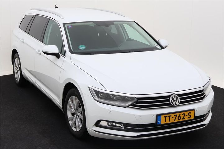 Photo 2 VIN: WVWZZZ3CZJE216693 - VOLKSWAGEN PASSAT 