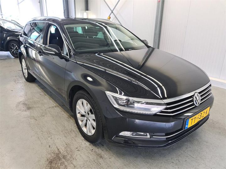 Photo 2 VIN: WVWZZZ3CZJE217524 - VOLKSWAGEN PASSAT 