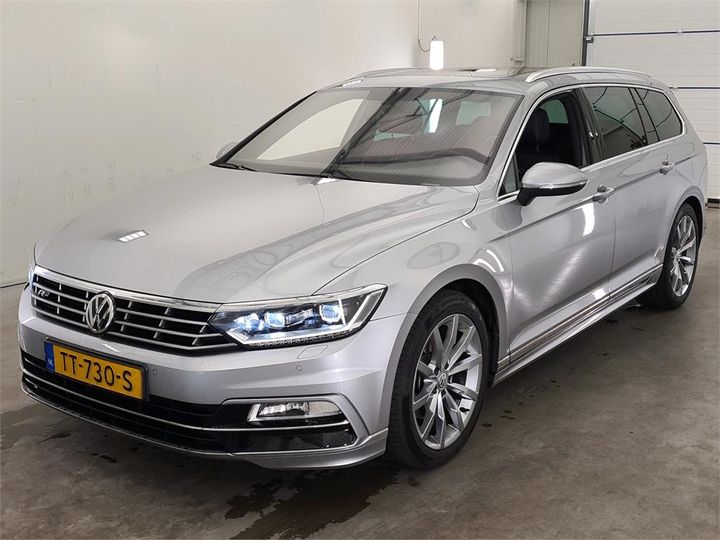 Photo 1 VIN: WVWZZZ3CZJE217534 - VOLKSWAGEN PASSAT 