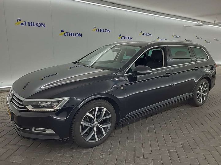 Photo 1 VIN: WVWZZZ3CZJE217899 - VOLKSWAGEN PASSAT 