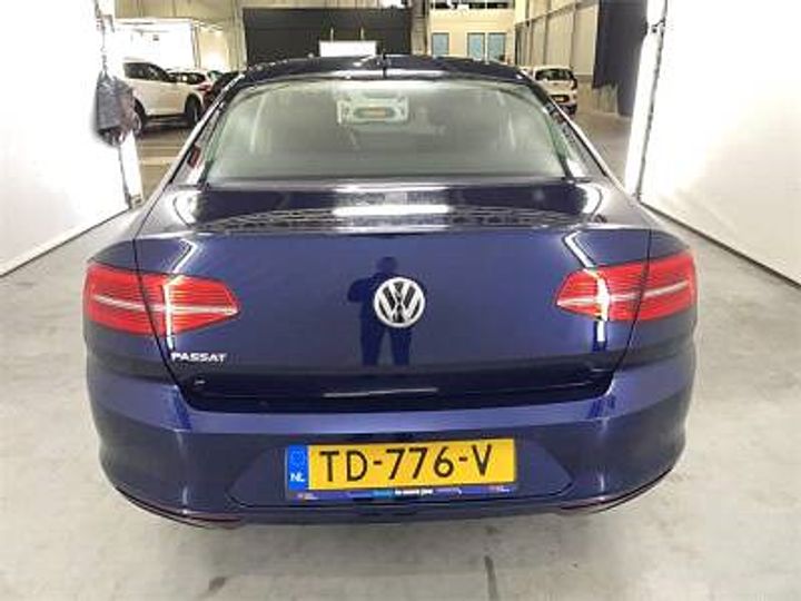 Photo 3 VIN: WVWZZZ3CZJE220294 - VOLKSWAGEN PASSAT 