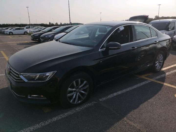 Photo 1 VIN: WVWZZZ3CZJE221620 - VOLKSWAGEN PASSAT 