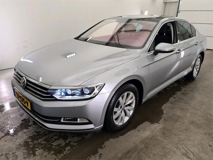 Photo 1 VIN: WVWZZZ3CZJE221741 - VOLKSWAGEN PASSAT 