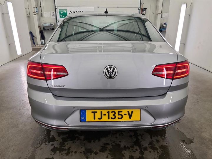 Photo 19 VIN: WVWZZZ3CZJE221741 - VOLKSWAGEN PASSAT 