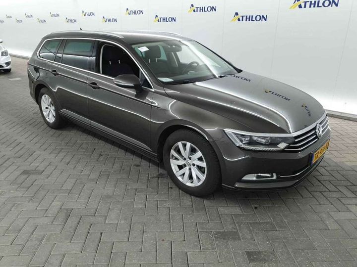 Photo 2 VIN: WVWZZZ3CZJE222204 - VOLKSWAGEN PASSAT 