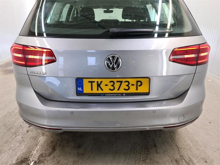 Photo 27 VIN: WVWZZZ3CZJE224238 - VOLKSWAGEN PASSAT 