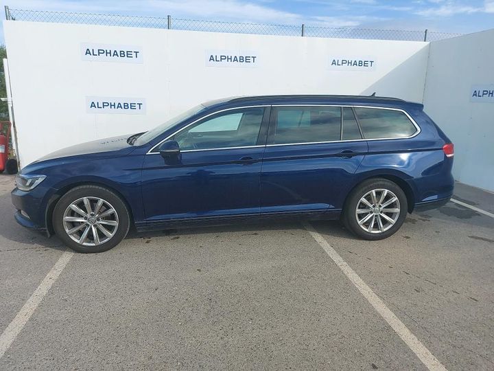 Photo 2 VIN: WVWZZZ3CZJE225828 - VOLKSWAGEN PASSAT 