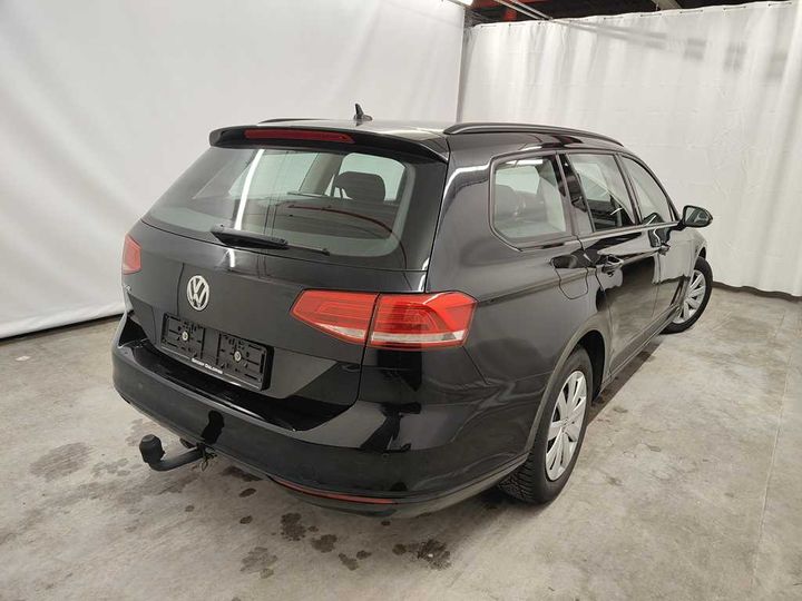 Photo 1 VIN: WVWZZZ3CZJE226570 - VOLKSWAGEN PASSAT 