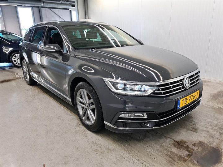 Photo 2 VIN: WVWZZZ3CZJE226615 - VOLKSWAGEN PASSAT 