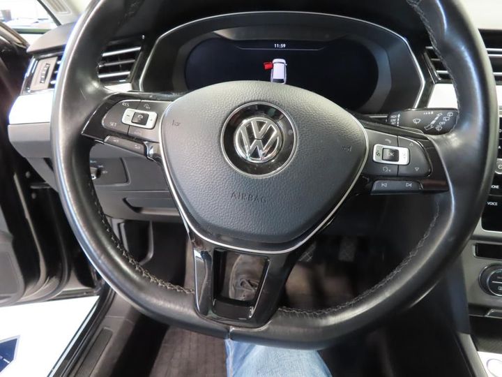 Photo 10 VIN: WVWZZZ3CZJE227658 - VOLKSWAGEN PASSAT 