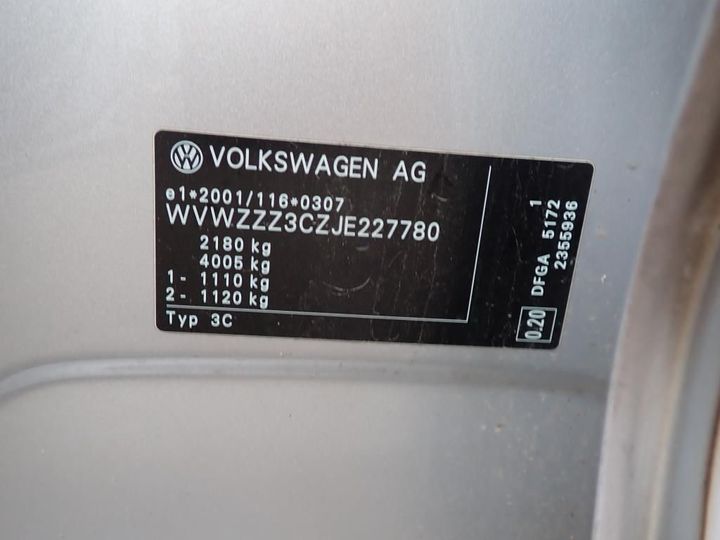 Photo 6 VIN: WVWZZZ3CZJE227780 - VOLKSWAGEN PASSAT 