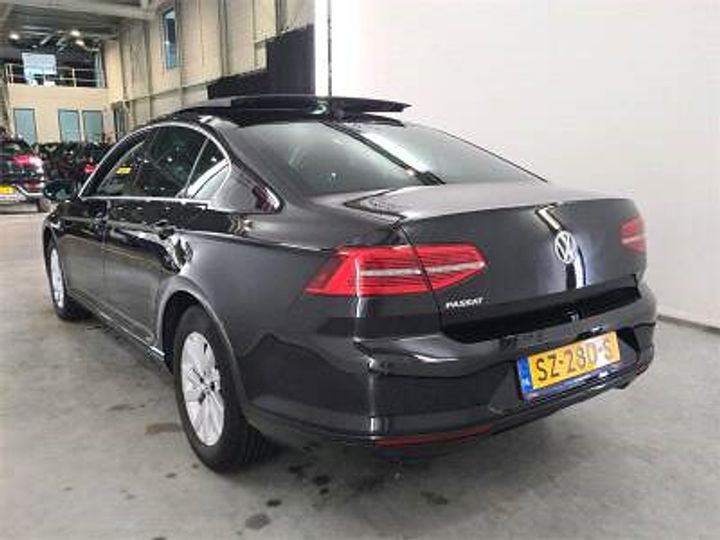 Photo 2 VIN: WVWZZZ3CZJE231650 - VOLKSWAGEN PASSAT 