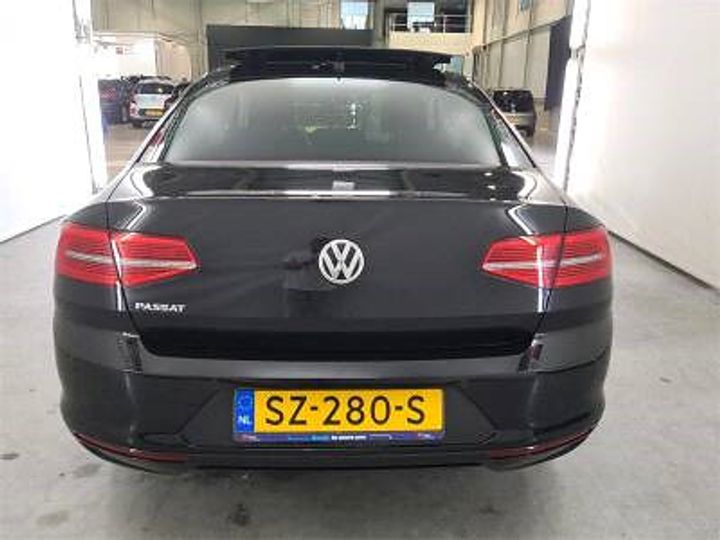 Photo 3 VIN: WVWZZZ3CZJE231650 - VOLKSWAGEN PASSAT 